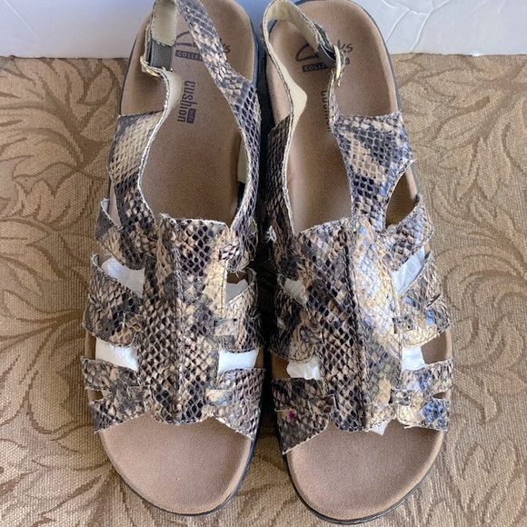 Clark’s Lexi Marigold beige brown snake wedge sandals woman’s size 10 🌹 - Picture 4 of 14